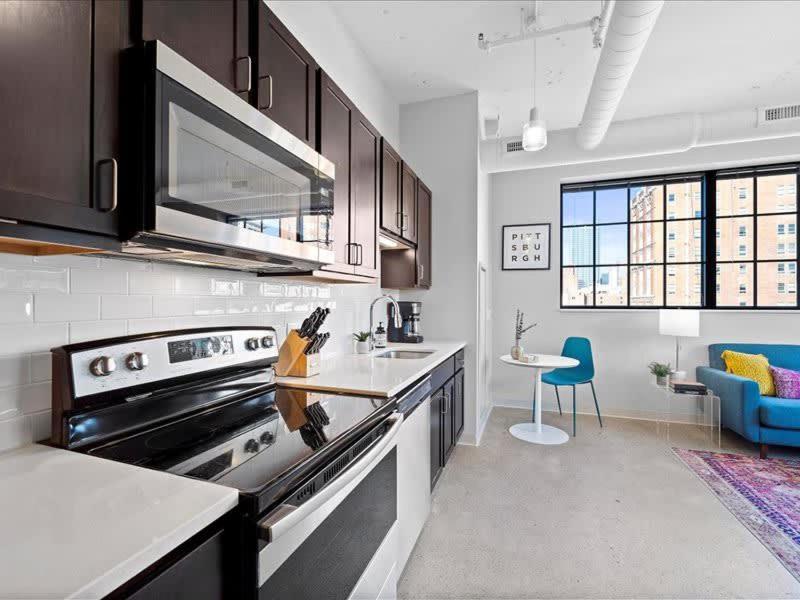 Cozysuites Modern 1Br, Downtown Pittsburgh Eksteriør billede