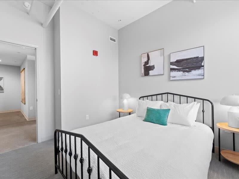 Cozysuites Modern 1Br, Downtown Pittsburgh Eksteriør billede