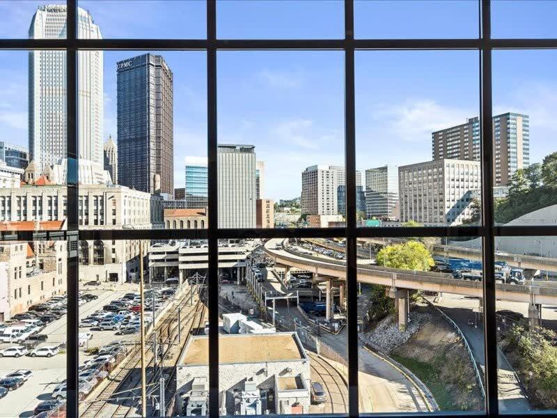 Cozysuites Modern 1Br, Downtown Pittsburgh Eksteriør billede